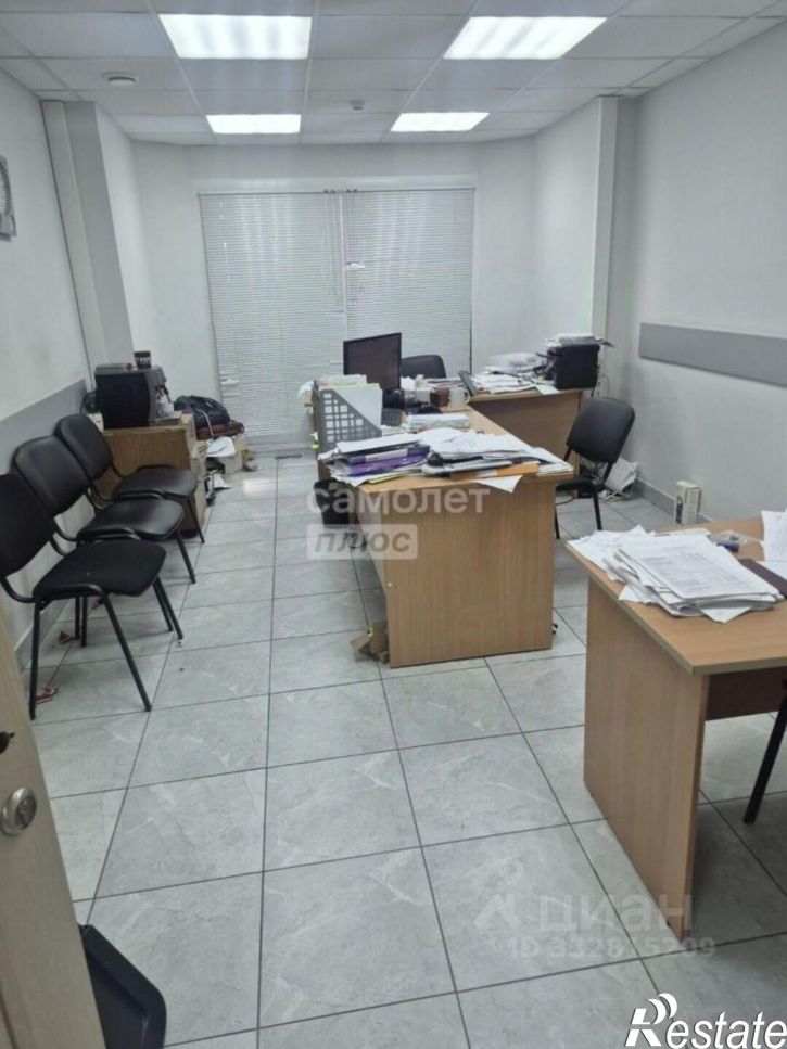 Офис ул Свиридова И.В., 8,  д. 8