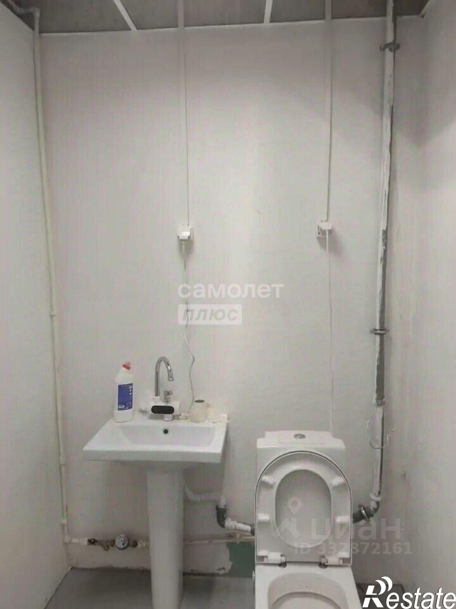 Купить офис, помещение под офис за 4 385 130 рублей на ул Свиридова И.В., 19
