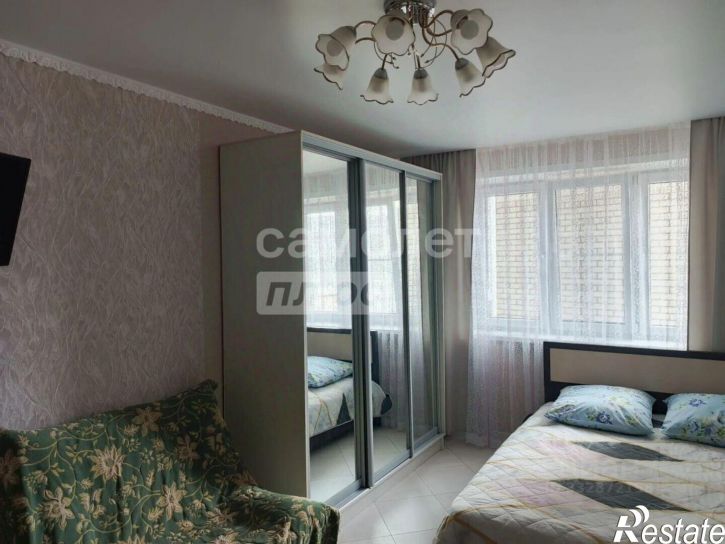 2-комн квартира ул Свиридова И.В., 14,  д. 14