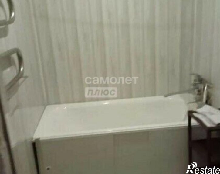 2-комн квартира ул Валентины Терешковой, 10/2,  д. 10/2
