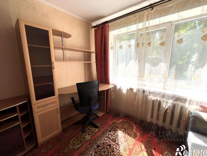 2-комн квартира ул Космонавтов, 49/5,  д. 49/5