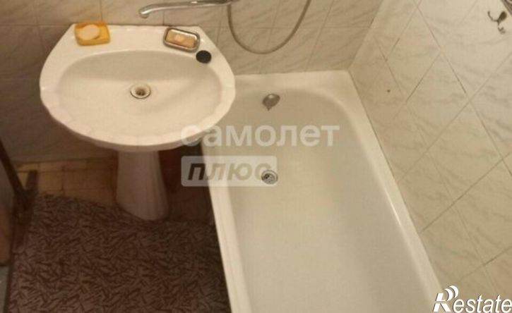 4-комн квартира мкр 15-й, 14,  д. 14