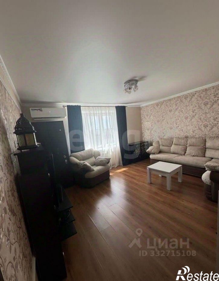 2-комн квартира ул Хренникова, 1,  д. 1