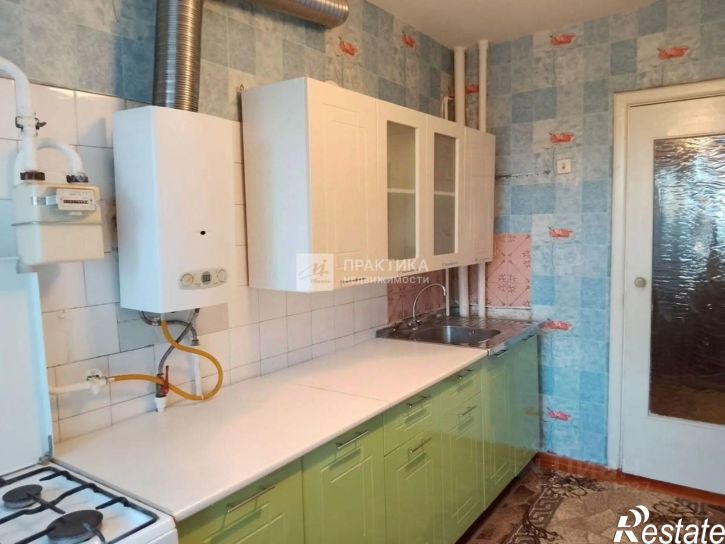 2-комн квартира ул 40 лет Октября, 37а,  д. 37а