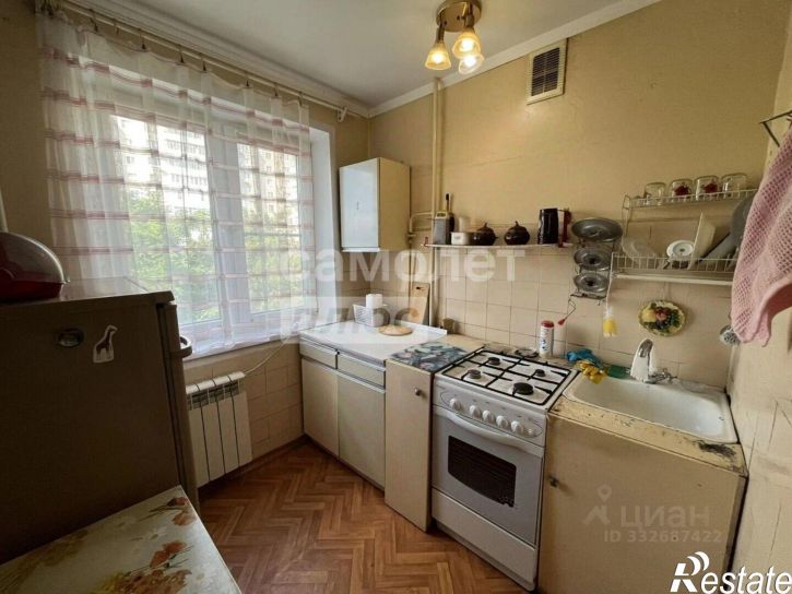 2-комн квартира пр-кт Победы, 6,  д. 6
