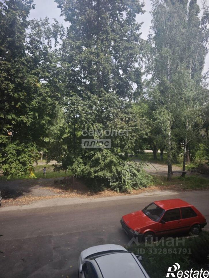 Комната Студенческий г-к, 12,  д. 12