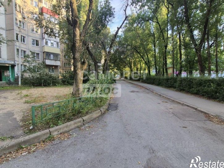 4-комн квартира мкр 15-й, 14,  д. 14