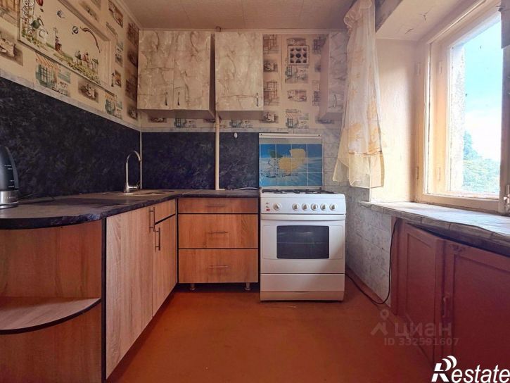 3-комн квартира ул Космонавтов, 6,  д. 6