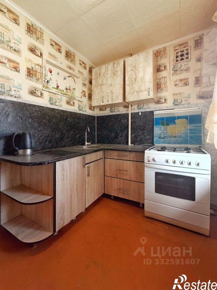 3-комн квартира ул Космонавтов, 6,  д. 6