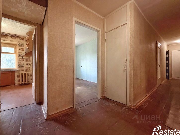 3-комн квартира ул Космонавтов, 6,  д. 6