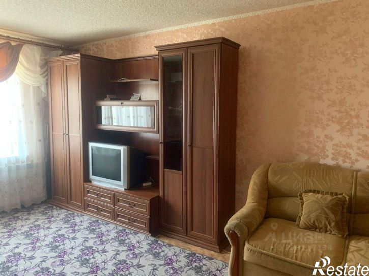 1-комн квартира ул Имени Шуминского С.Л., 10,  д. 10