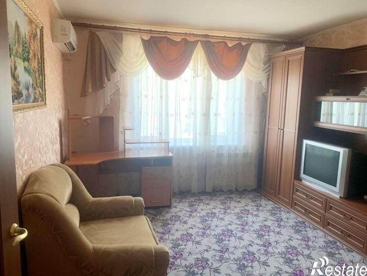 1-комн квартира ул Имени Шуминского С.Л., 10,  д. 10