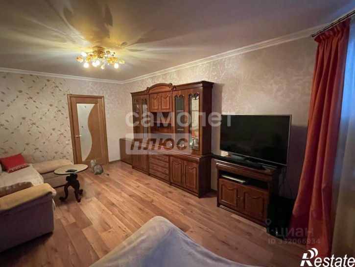 2-комн квартира ул Лутова, 8,  д. 8