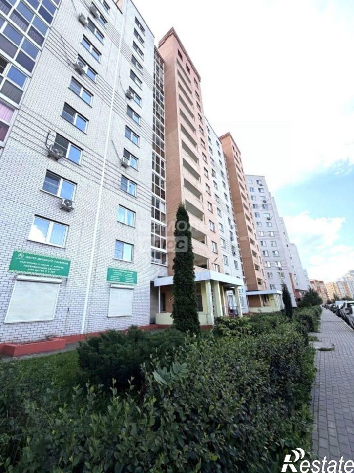 2-комн квартира ул Славянова Н.Г., 3,  д. 3