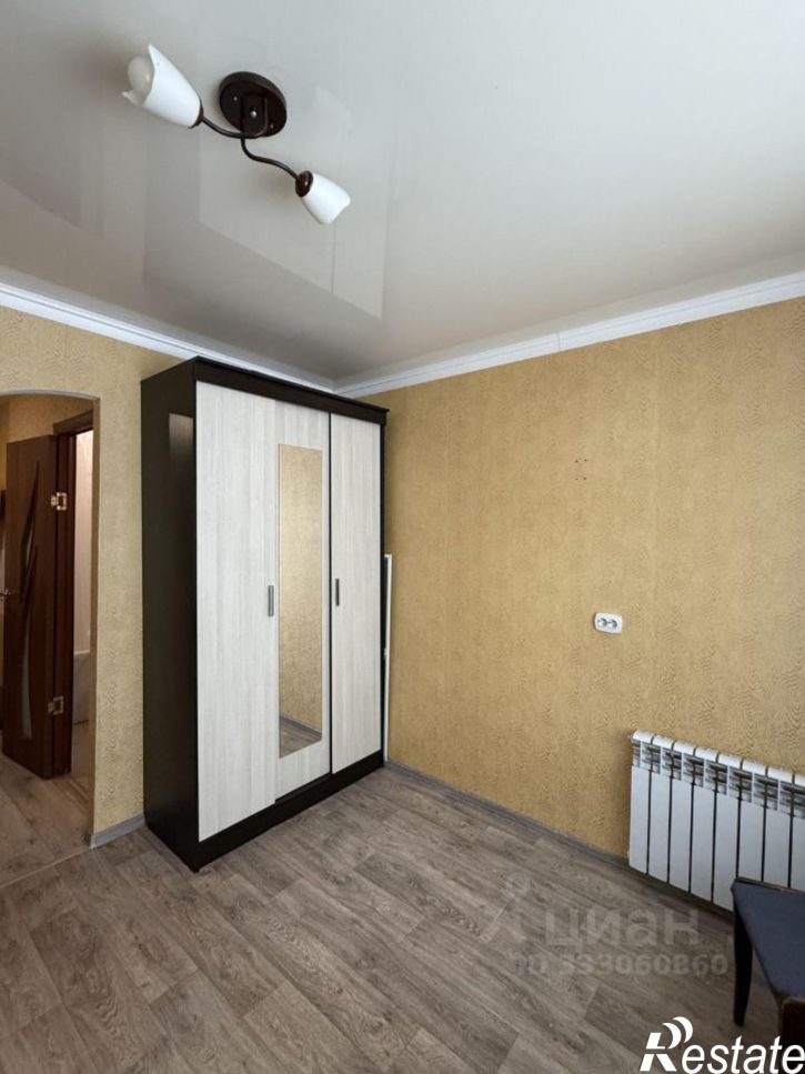 1-комн квартира мкр 15-й, 1/3,  д. 1/3