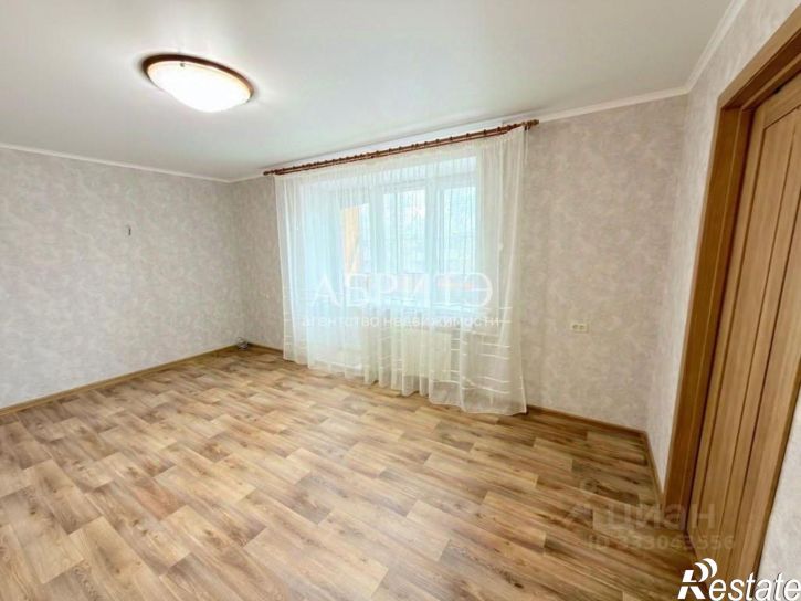 3-комн квартира ул Космонавтов, 23,  д. 23