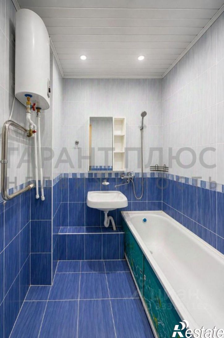 2-комн квартира ул Замятина Е.И., 1,  д. 1