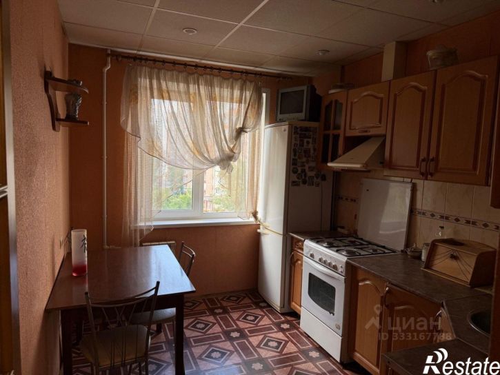 3-комн квартира пр-кт Победы, 5,  д. 5