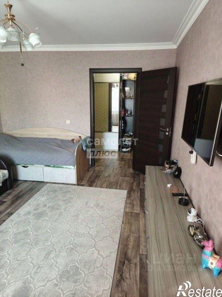 2-комн квартира ул Замятина Е.И., 4,  д. 4