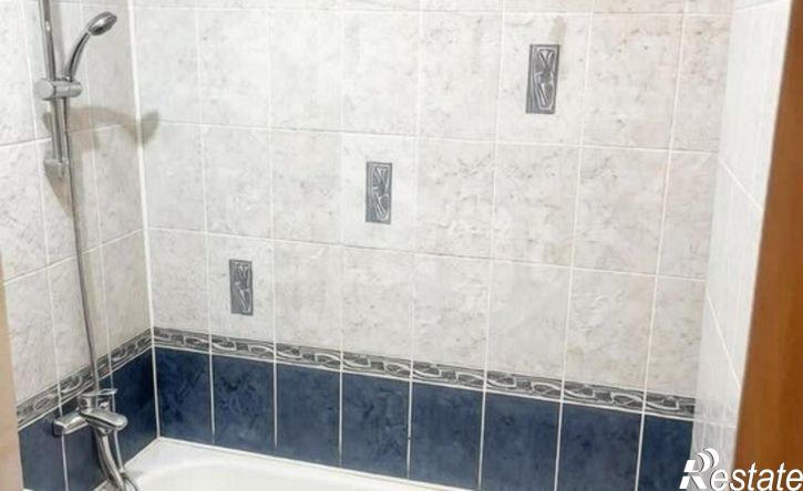 4-комн квартира ул Доватора, 16а,  д. 16а