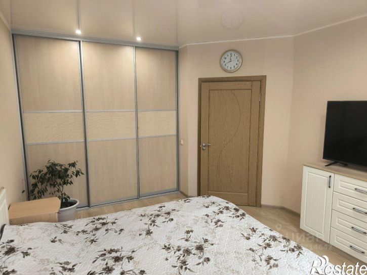 1-комн квартира пр-кт Победы, 3,  д. 3