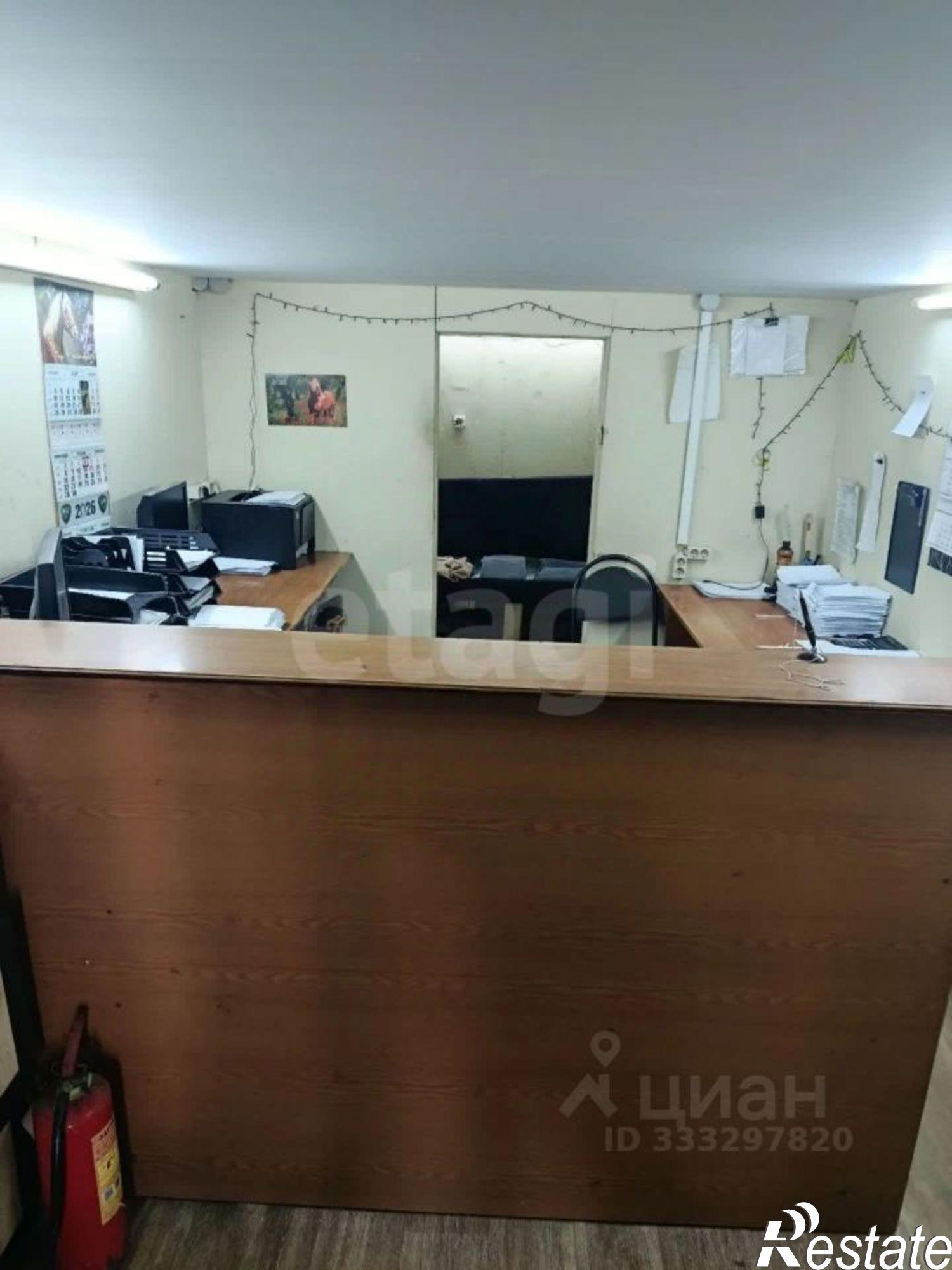 Купить складское помещение за 2 400 000 рублей на ул Московская, 12