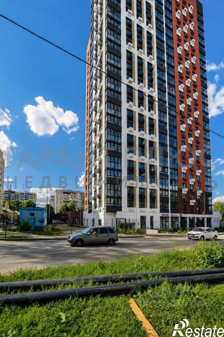 3-комн квартира ул Нестерова, 9,  д. 9