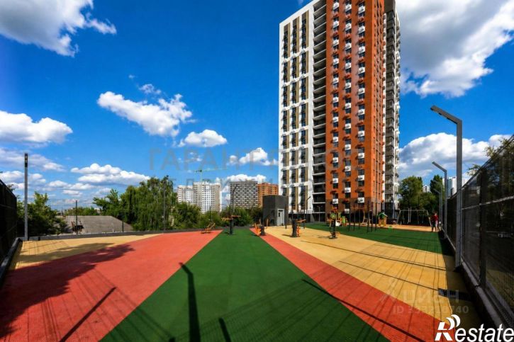 3-комн квартира ул Нестерова, 9,  д. 9