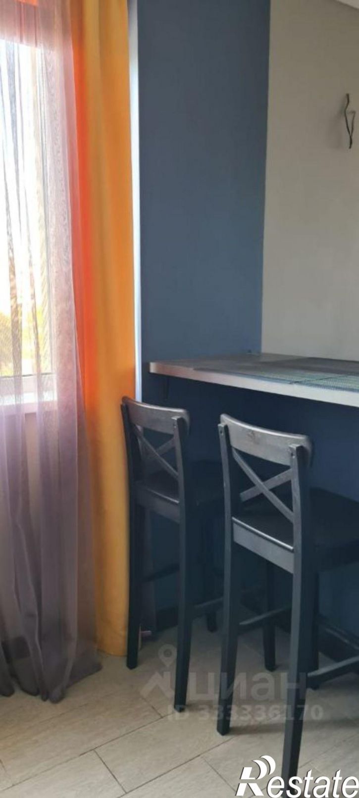 2-комн квартира пр-кт Победы, 103,  д. 103