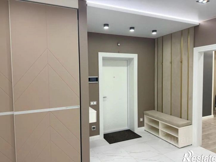 3-комн квартира ул им. Генерала Меркулова, 8а,  д. 8а