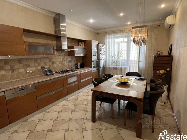3-комн квартира ул Авиационная, 2а,  д. 2а