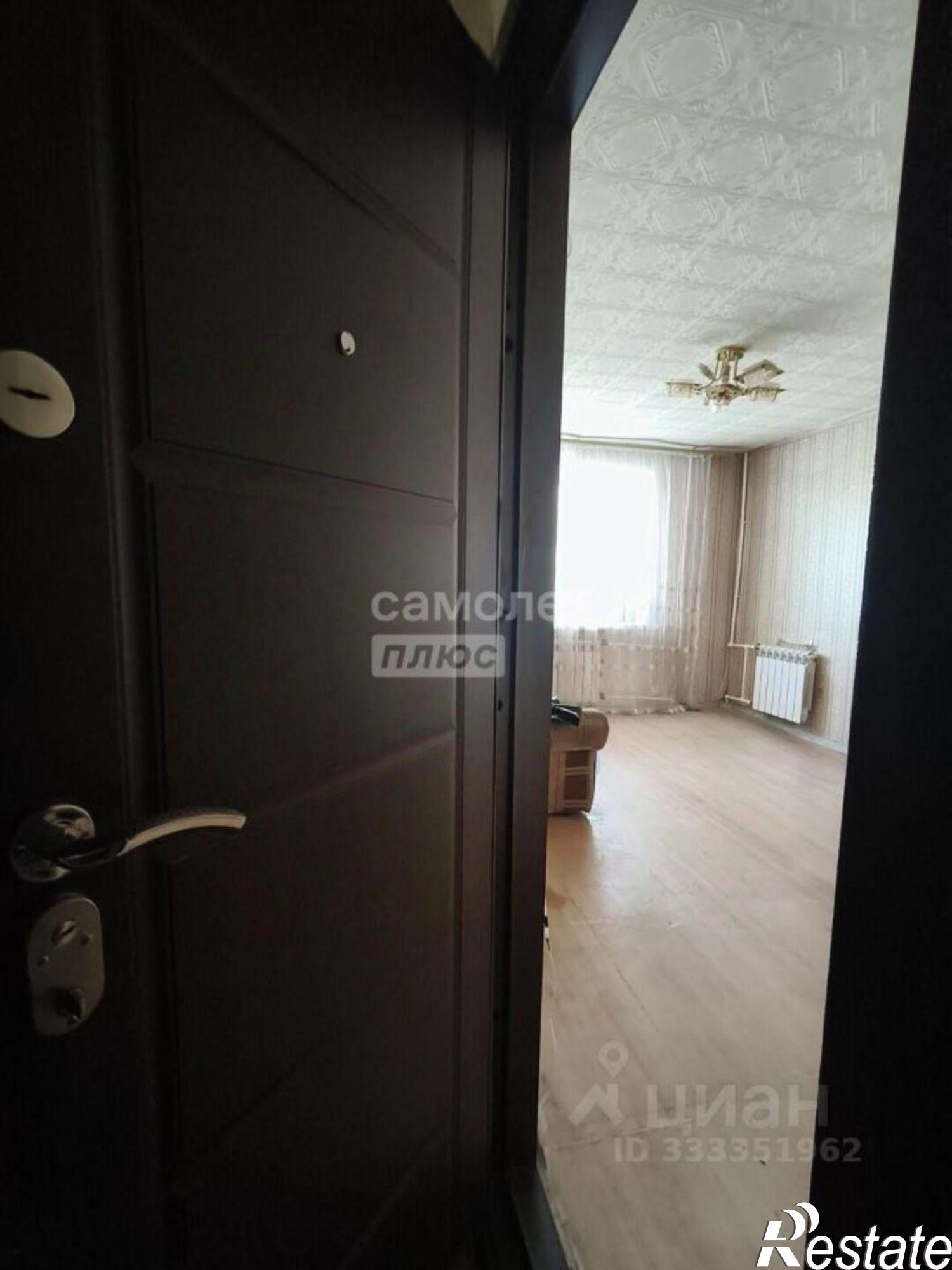 Купить комнату за 1 100 000 рублей на мкр 15-й, 1/2