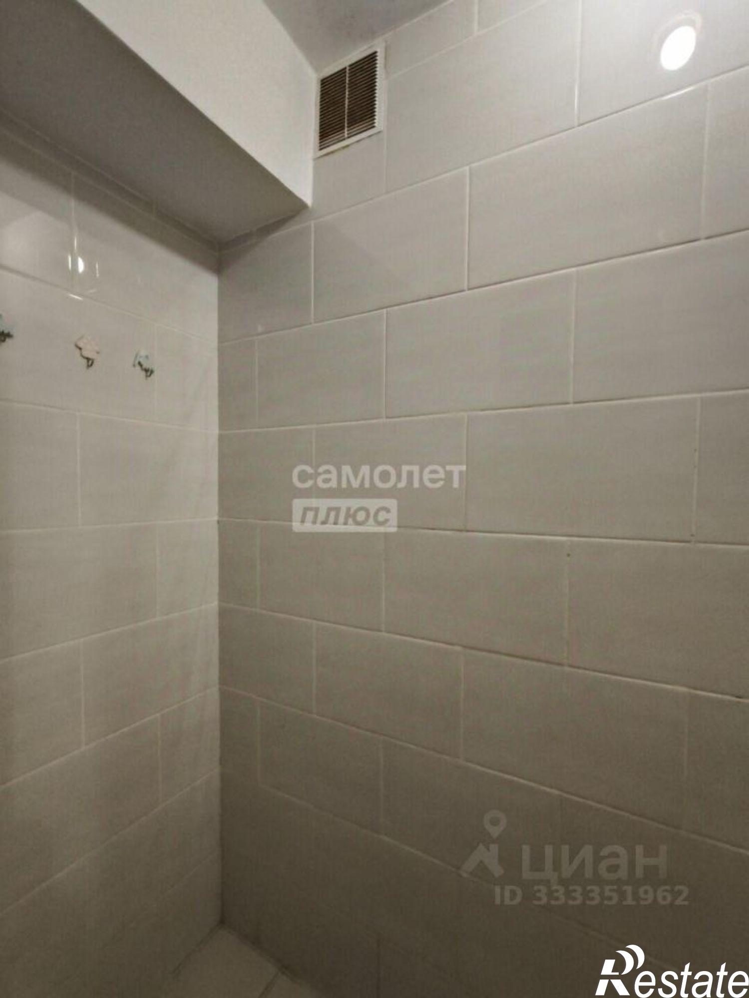 Купить комнату за 1 100 000 рублей на мкр 15-й, 1/2