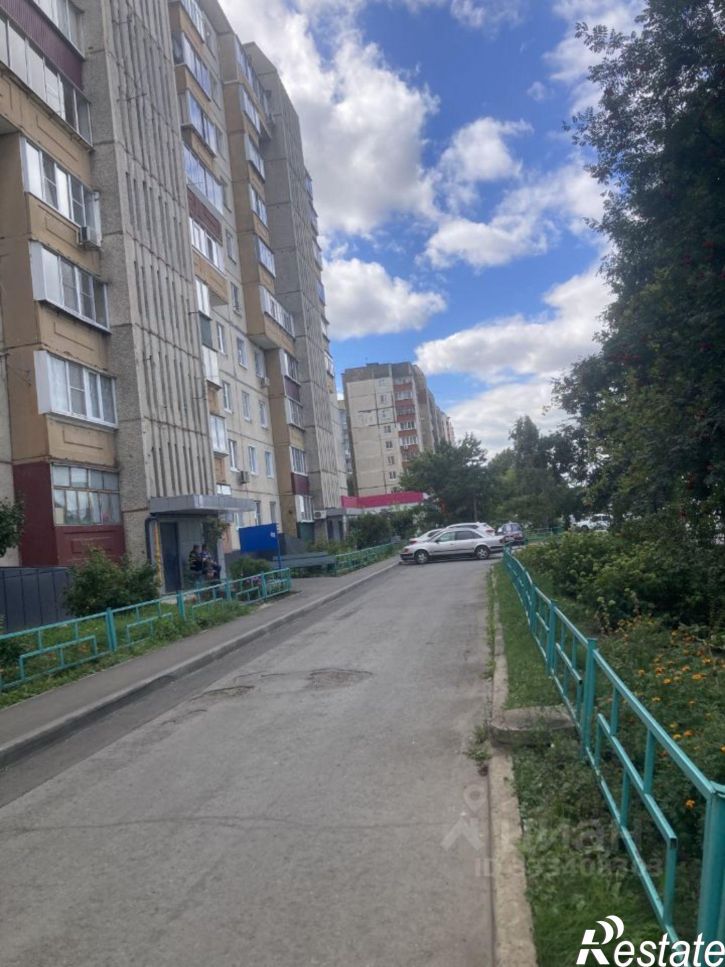 3-комн квартира ул Леонтия Кривенкова, 3,  д. 3