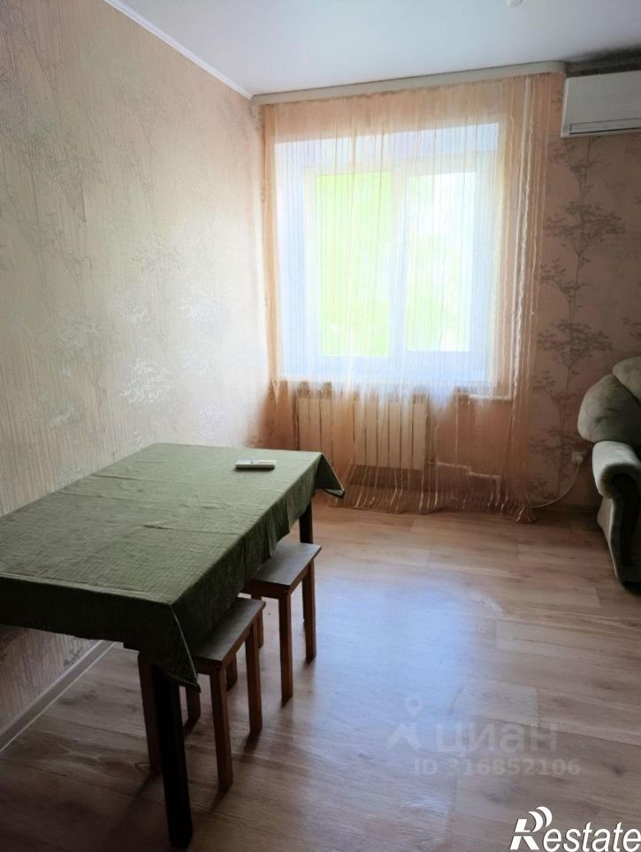 2-комн квартира ул Космонавтов, 24,  д. 24