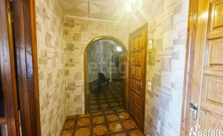 2-комн квартира ул Крылова, 63,  д. 63