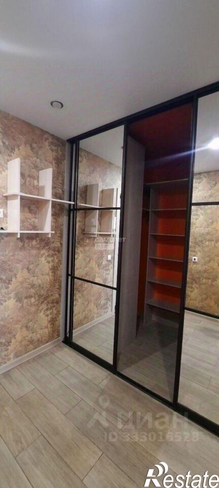 3-комн квартира ул Свиридова И.В., 2,  д. 2