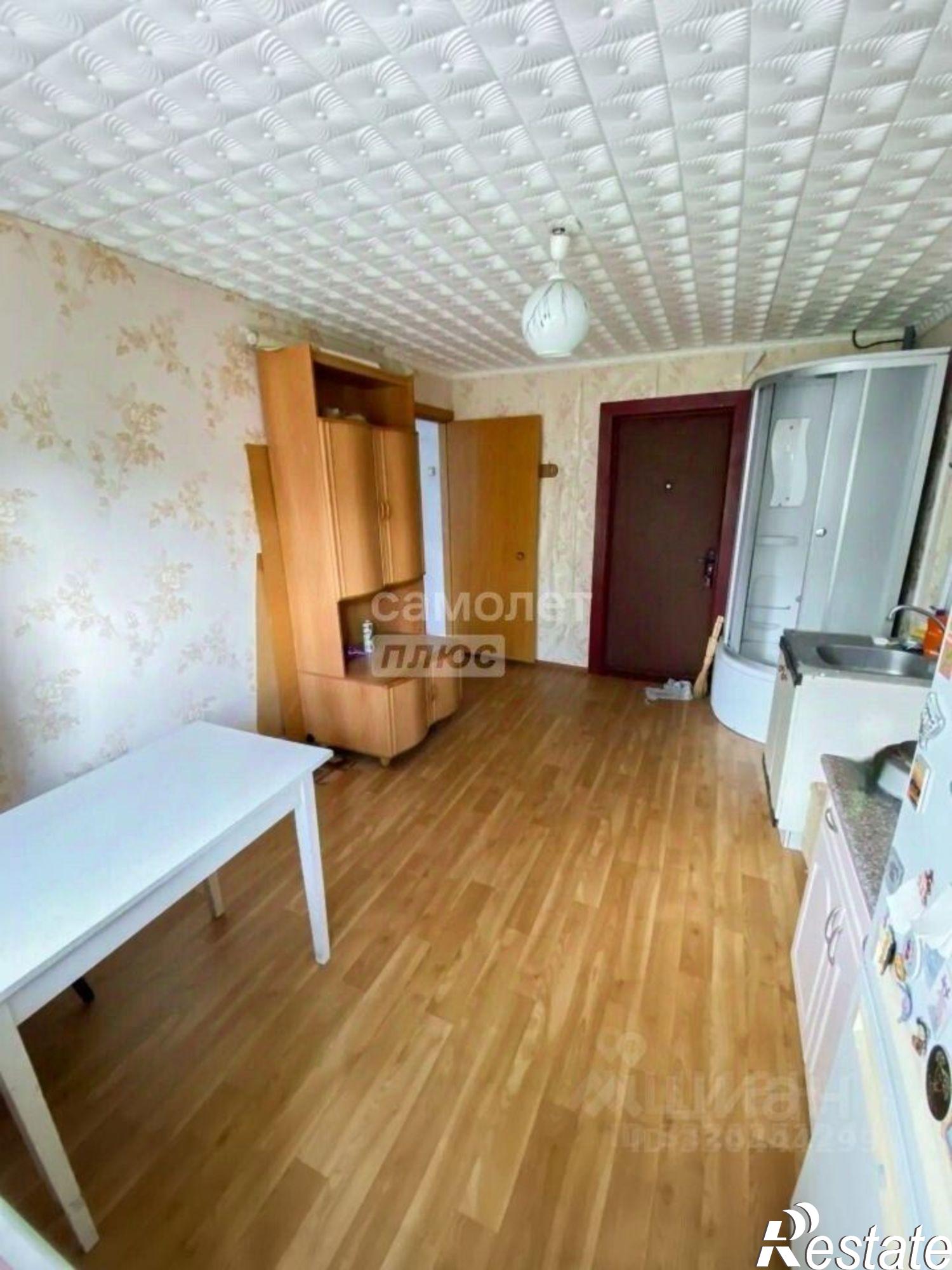 Купить комнату за 1 880 000 рублей на площадь Мира, 4А