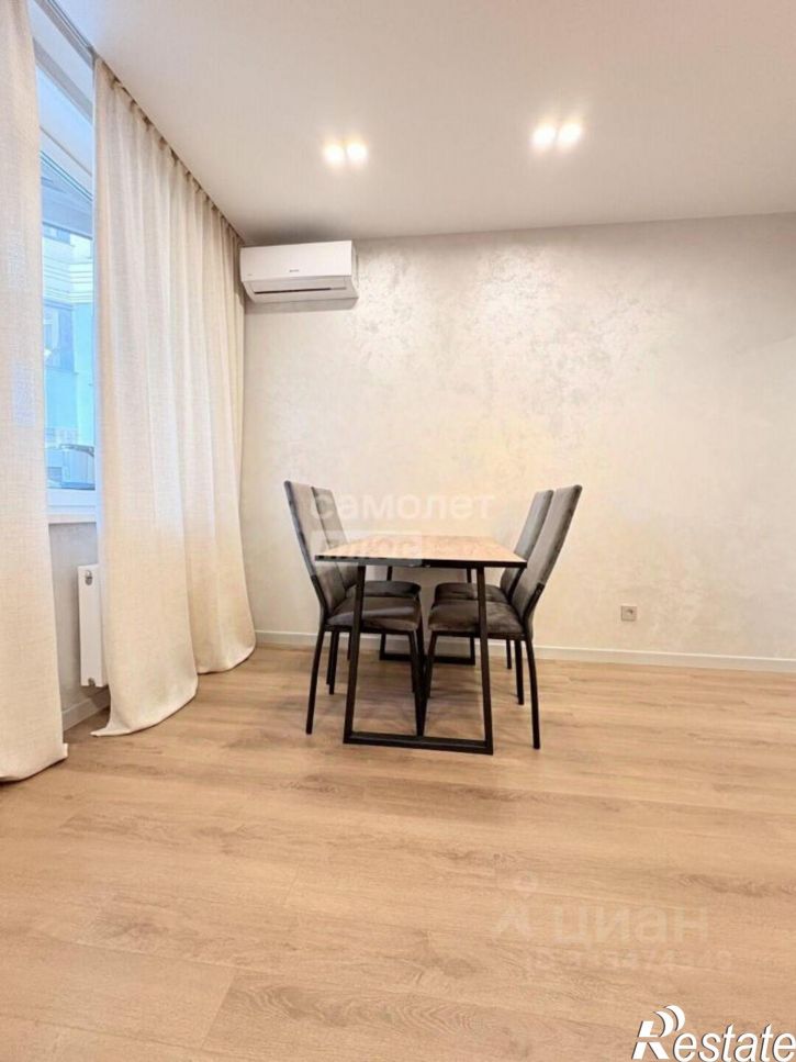 3-комн квартира улица А. Г. Стаханова, 77 к2,  д. 77 к2