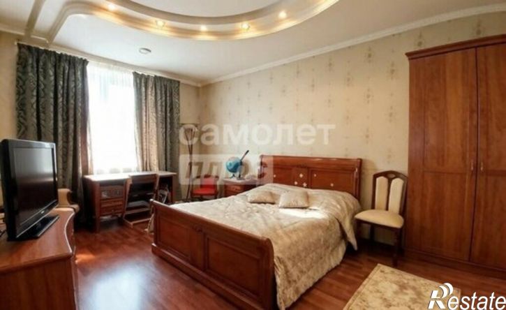 4-комн квартира улица Фрунзе, 11,  д. 11