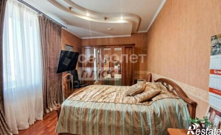 4-комн квартира улица Фрунзе, 11,  д. 11