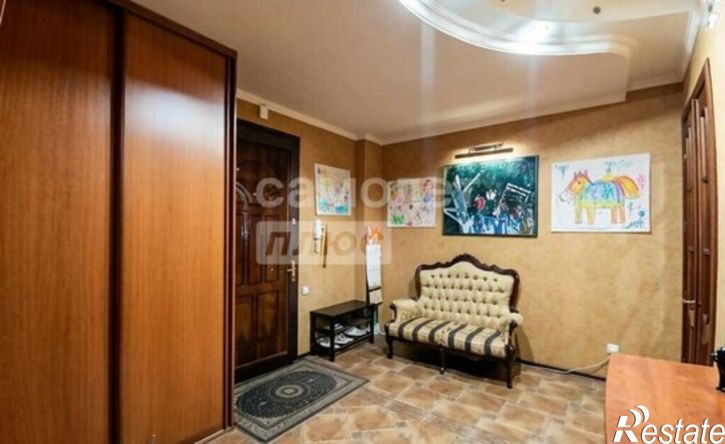 4-комн квартира улица Фрунзе, 11,  д. 11