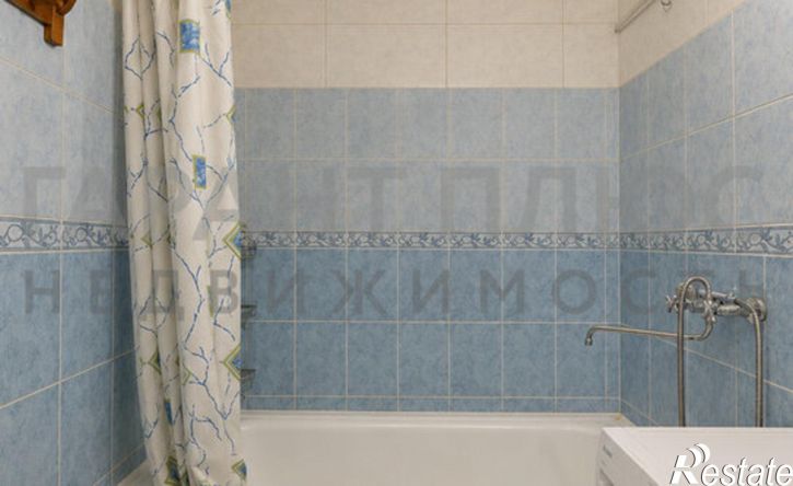 3-комн квартира улица Меркулова, 3,  д. 3
