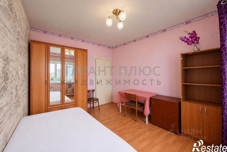 3-комн квартира улица Меркулова, 3,  д. 3