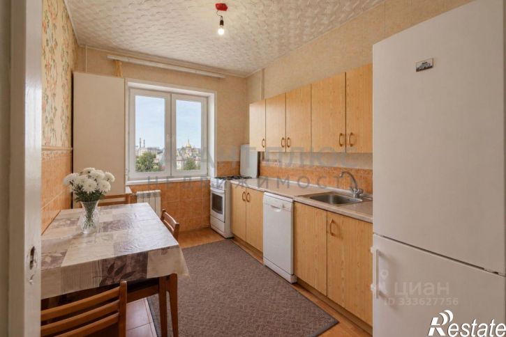 3-комн квартира улица Меркулова, 3,  д. 3