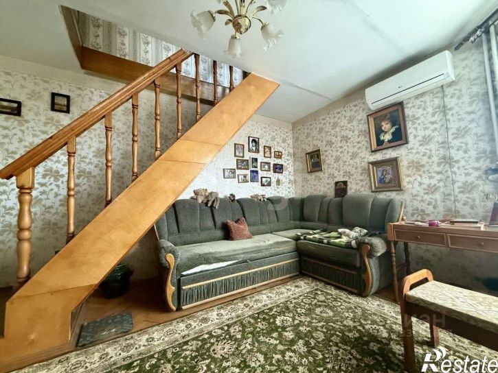 4-комн квартира Октябрьская улица, 1,  д. 1