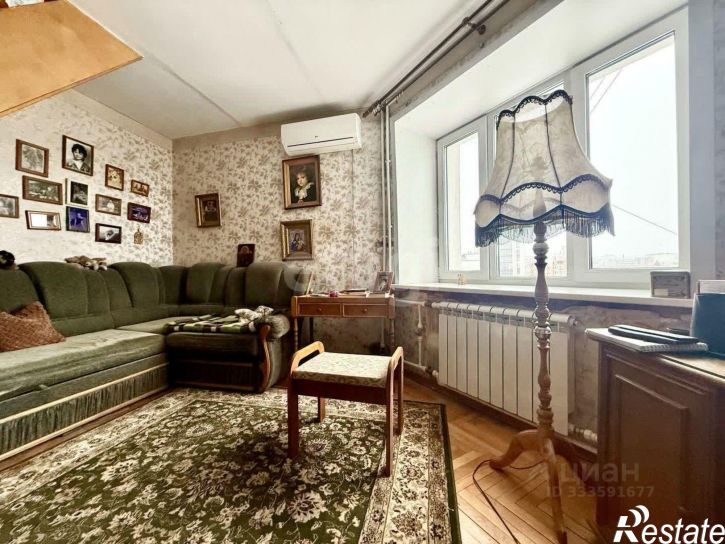 4-комн квартира Октябрьская улица, 1,  д. 1