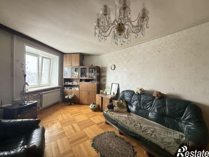 4-комн квартира Октябрьская улица, 1,  д. 1