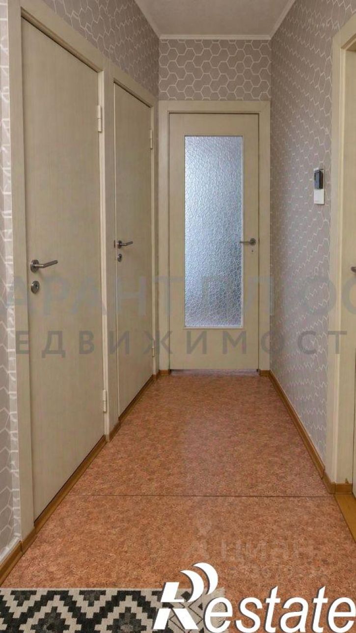 2-комн квартира улица 40 лет Октября, 33Б,  д. 33Б