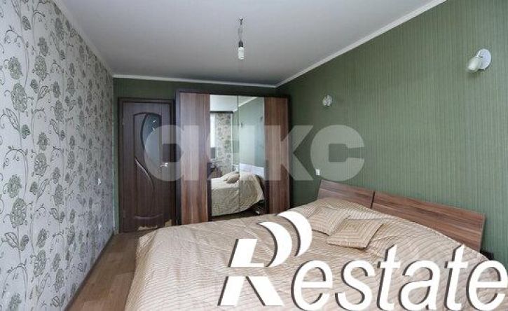 3-комн квартира улица Степанищева, 13,  д. 13